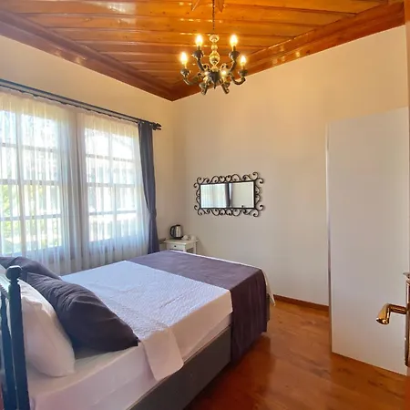 Necip Bey Konagi Homestay Antalya